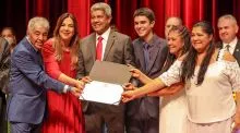 Em cerimônia de diplomação, governador eleito Jerônimo Rodrigues reafirma "confiança do sistema eleitoral"