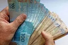 Prefeitura de Jequié paga salário de novembro na quinta e 2ª parcela do décimo dia 8 de dezembro, injetando mais de R$ 28 milhões na economia local